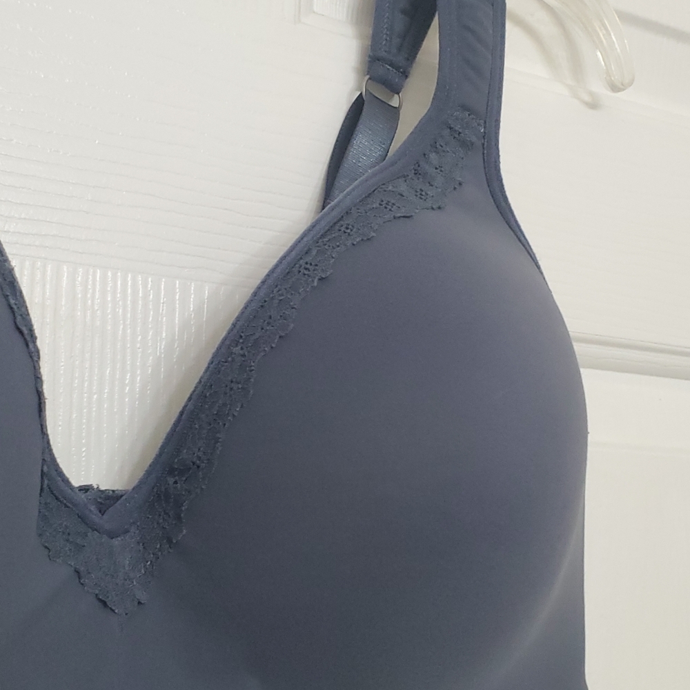 40D Jessica Simpson Soft Molded Wirefree Dark Gray Bra